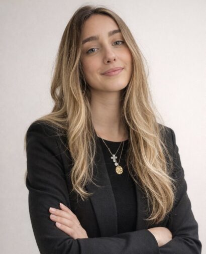 Claudia Minnone - Associate